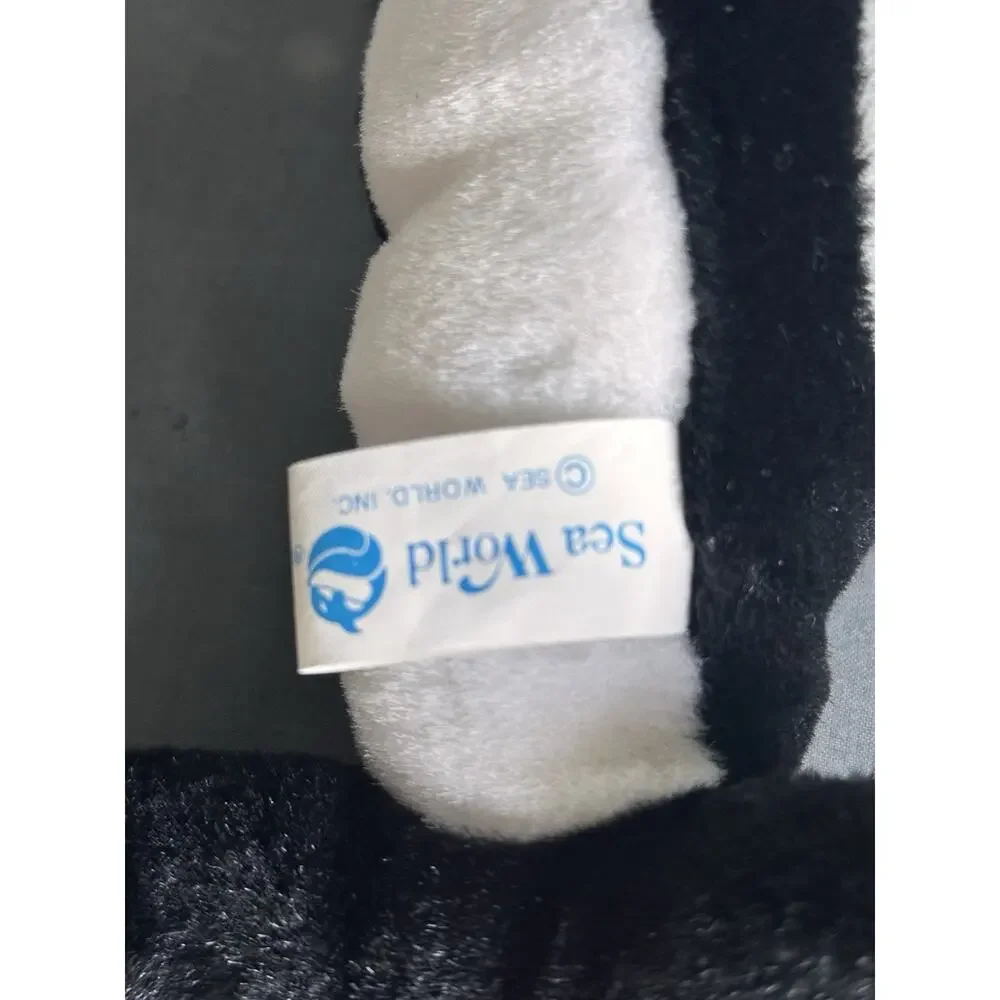 Vintage 1980s Sea World Parks Shamu Orca Killer Whale Souvenir Plush Tag Attach